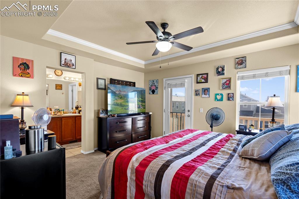 Image 18 of 32: Bedroom