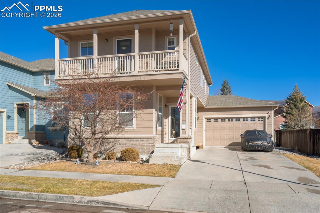 Image 2 of 32: Front of Structure