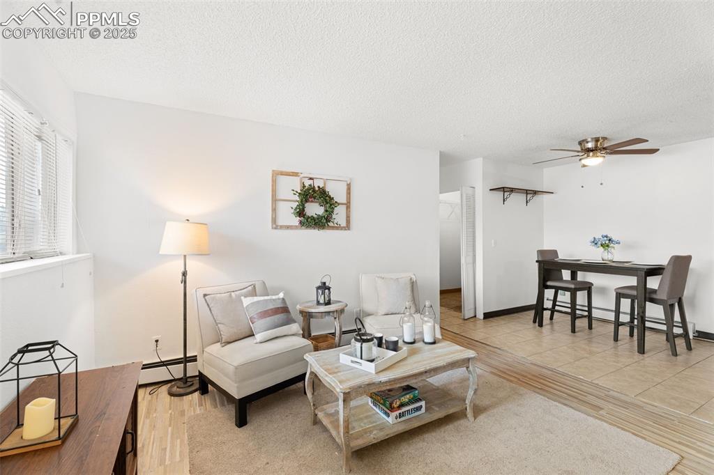 Image 6 of 20: Living Room