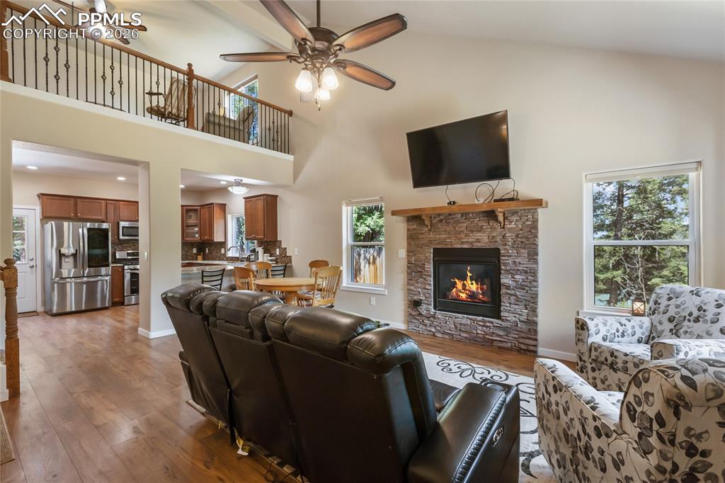 Image 10 of 41: Living Room