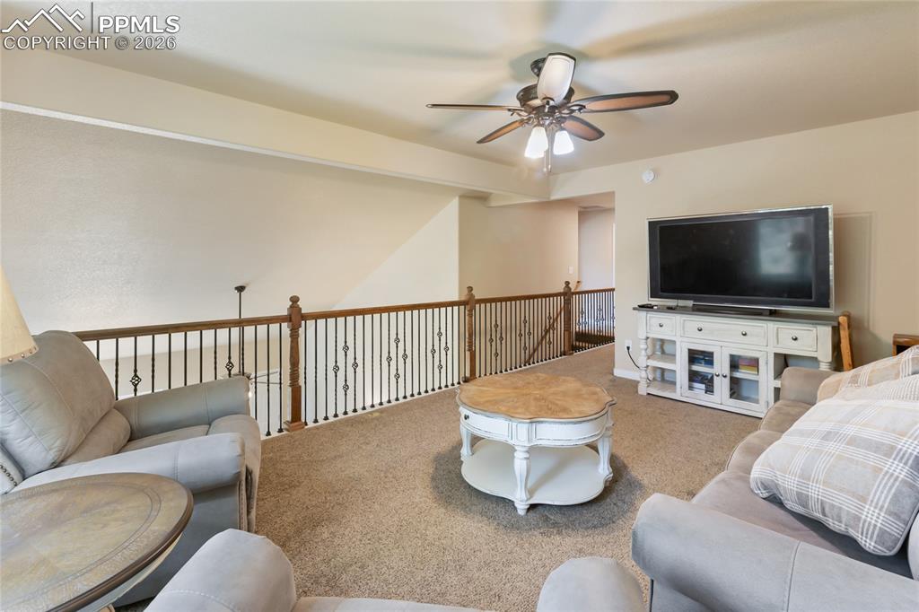 Image 31 of 41: Loft