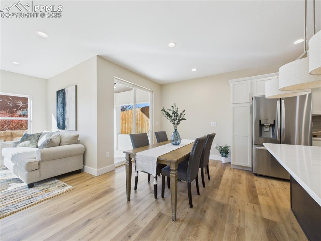 Image 20 of 39: Dining Area