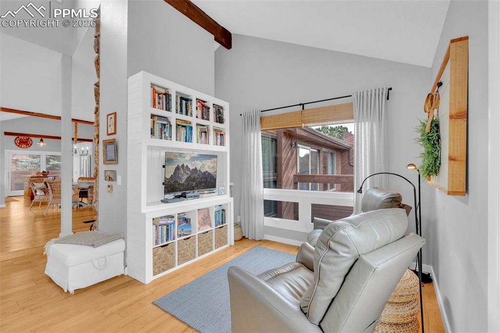 Image 12 of 50: Living Room