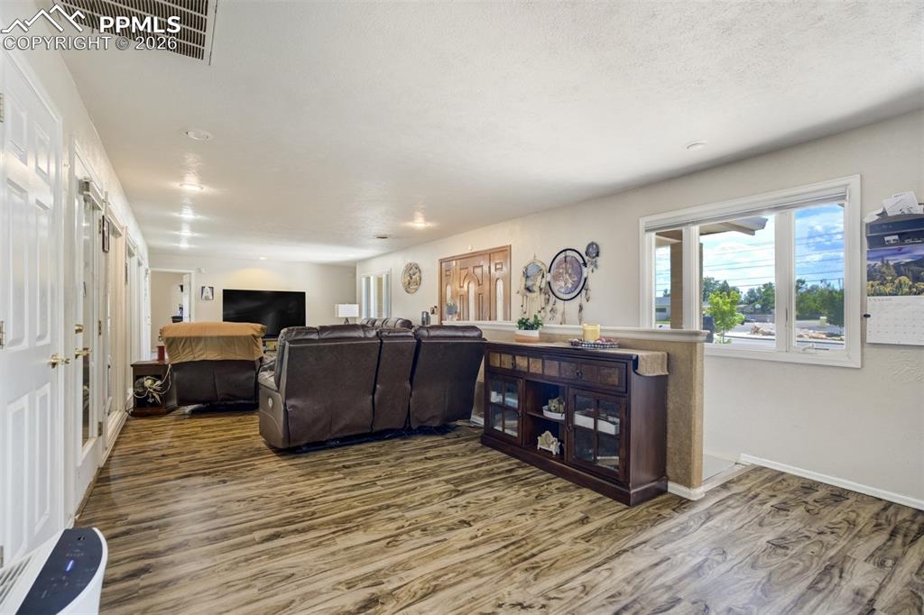 Image 9 of 50: Living Room