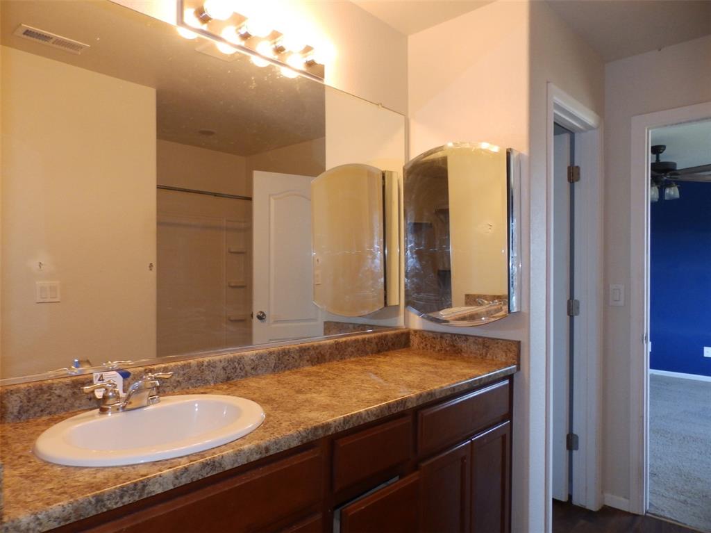 Image 7 of 16: Master Bathroom