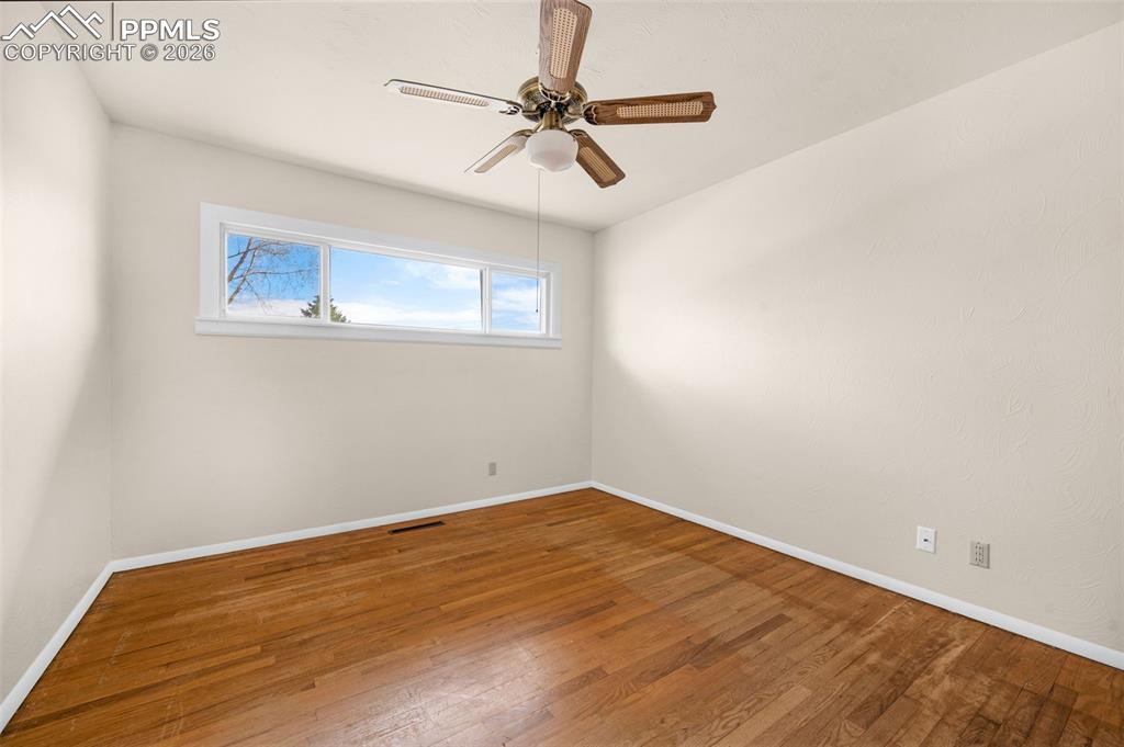 Image 15 of 28: Bedroom #2
