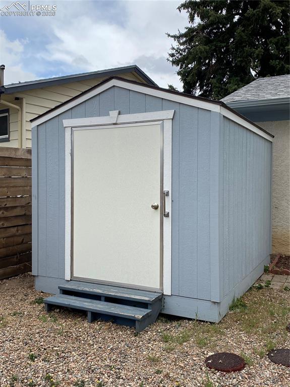 Image 25 of 28: Storage Shed