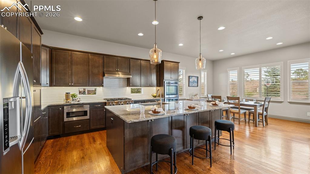 Image 13 of 45: Kitchen