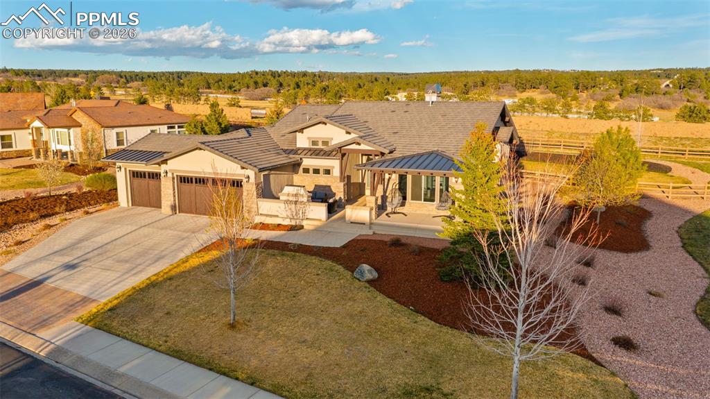 Image 4 of 45: Front of Structure