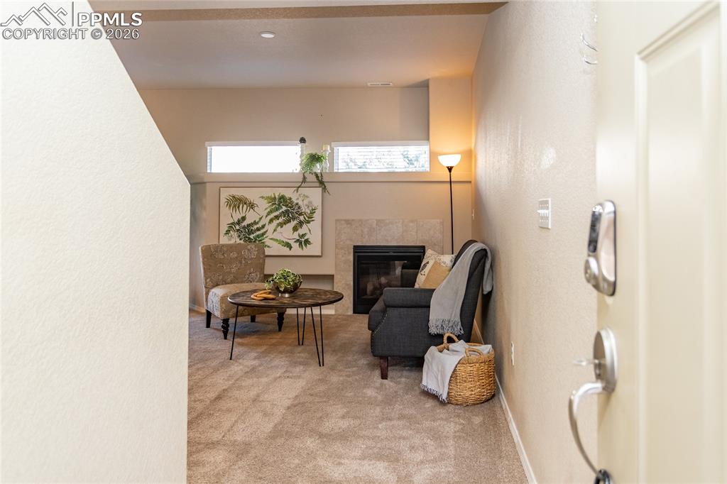 Image 4 of 38: Entrance Foyer