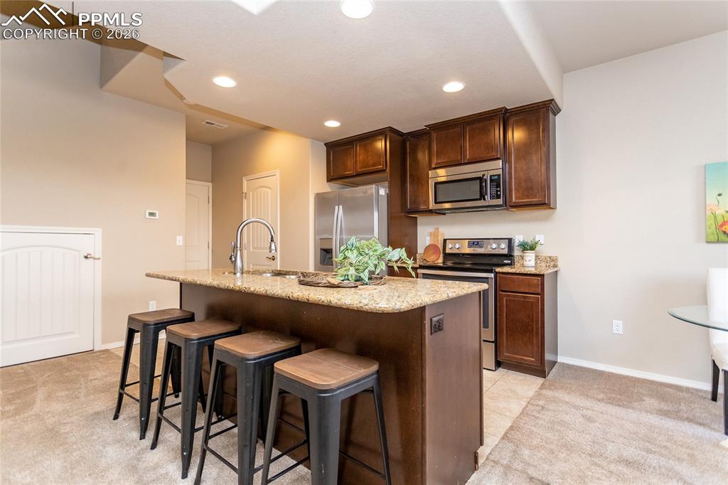 Image 7 of 38: Kitchen