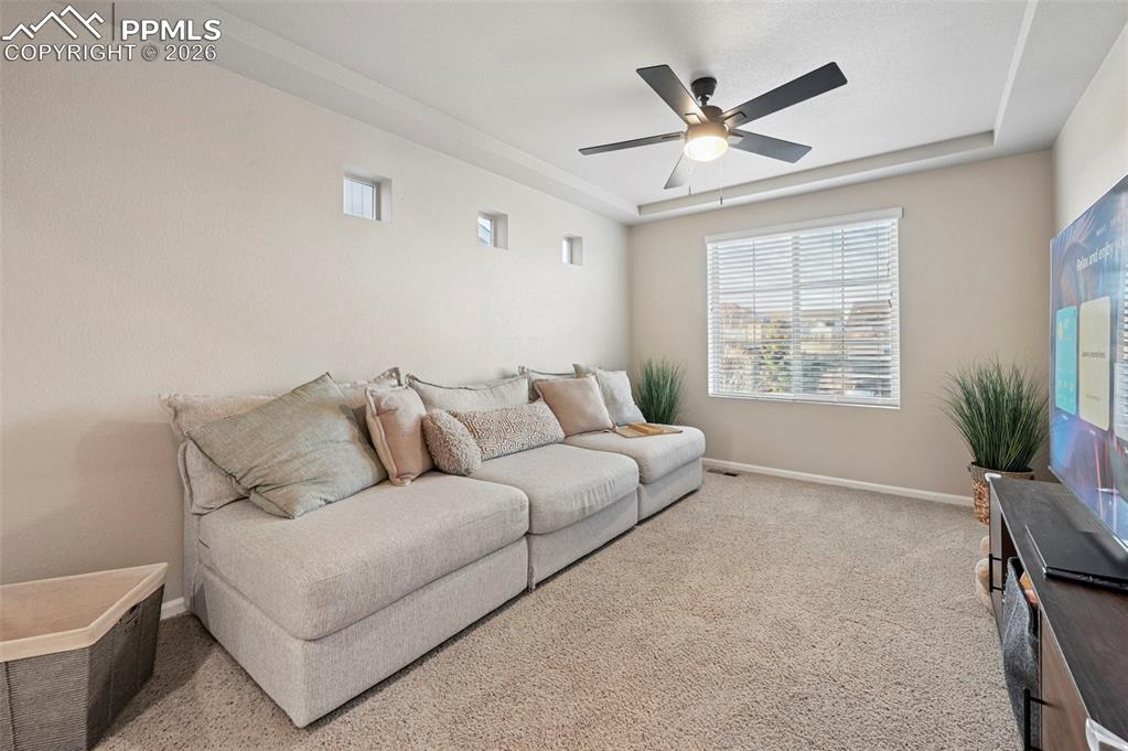 Image 21 of 35: Loft