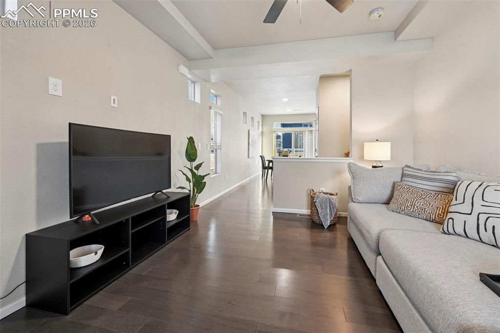 Image 6 of 35: Living Room