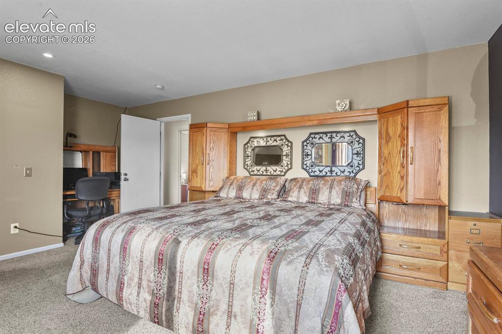 Image 19 of 46: Master Bedroom