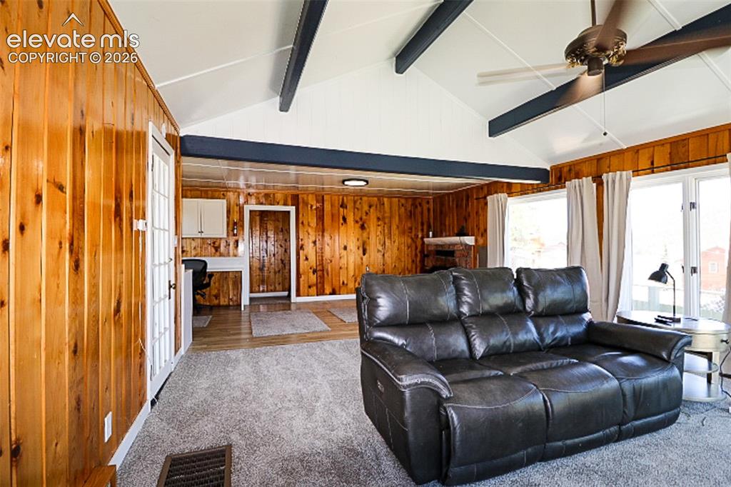 Image 5 of 27: Living Room