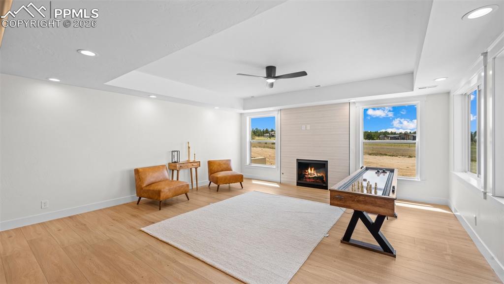 Image 31 of 47: Family Room