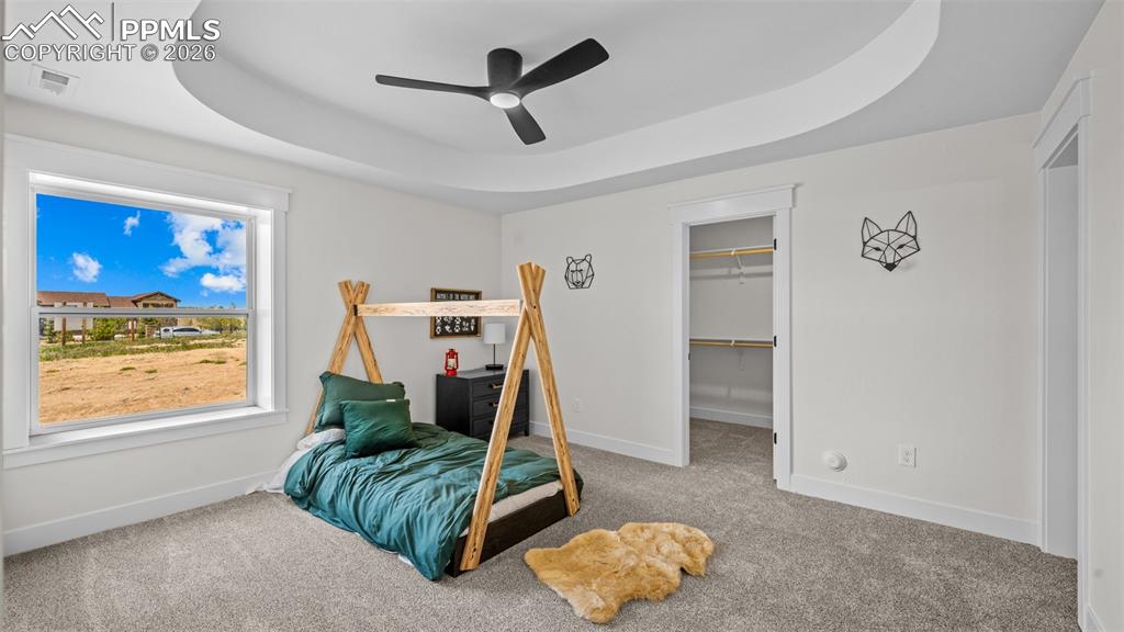 Image 41 of 47: Bedroom