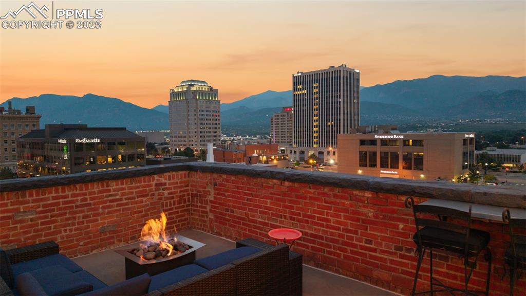 Image 42 of 46: Rooftop Patio