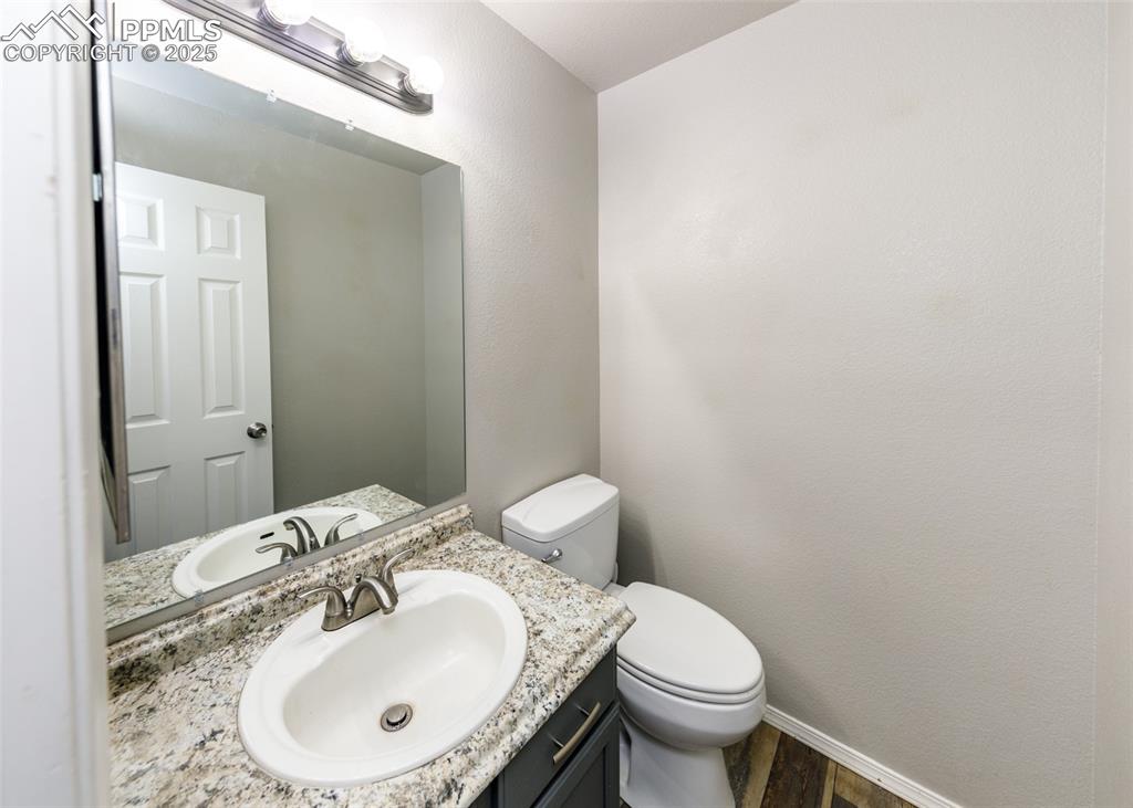 Image 11 of 32: Bathroom