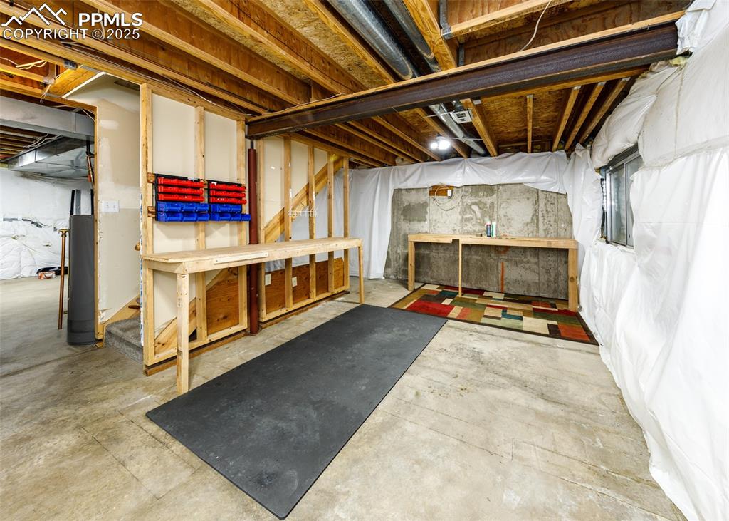 Image 27 of 32: Basement