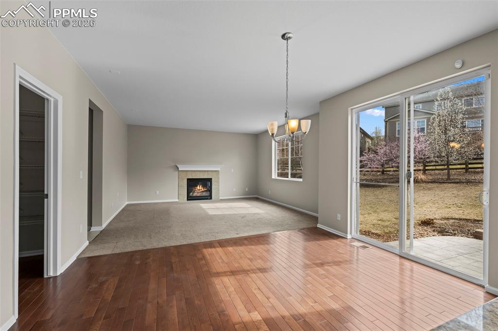 Image 4 of 35: Living Room