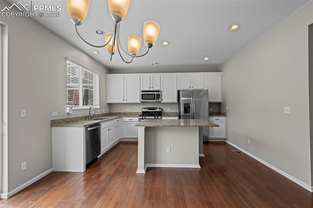 Image 8 of 35: Kitchen