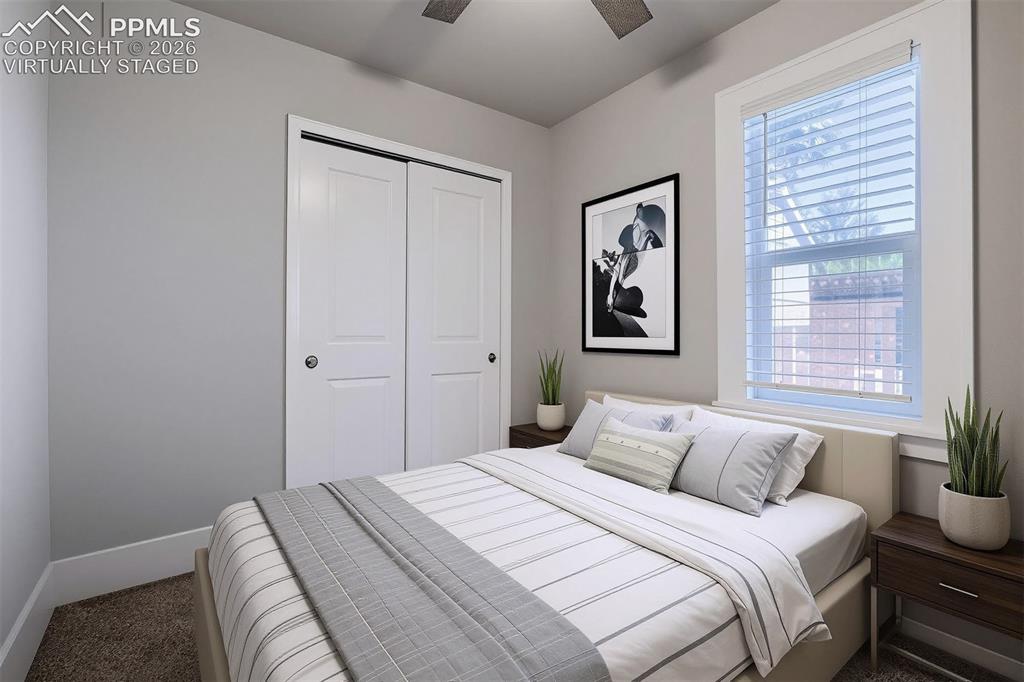 Image 7 of 32: Main living room with plenty of space for both a living and dining area. Ha