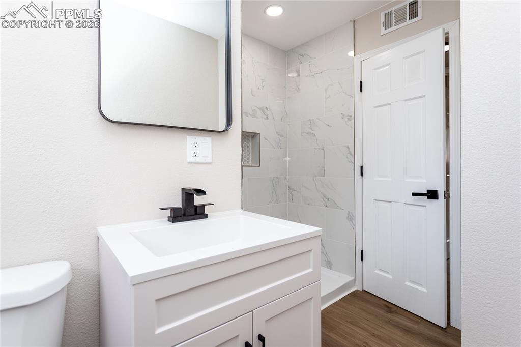 Image 19 of 48: Update 3/4 bathroom