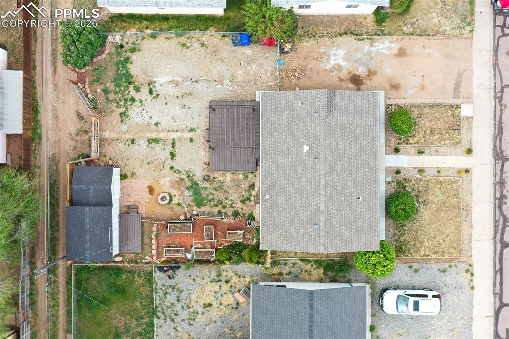 Image 38 of 48: Great lot even offers RV parking
