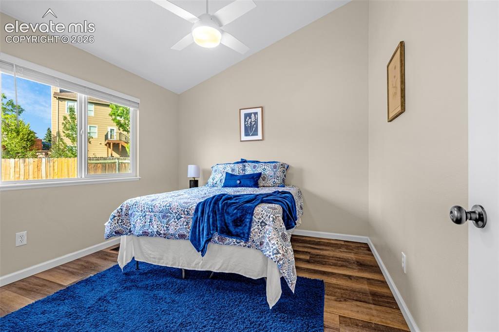 Image 17 of 45: Bedroom