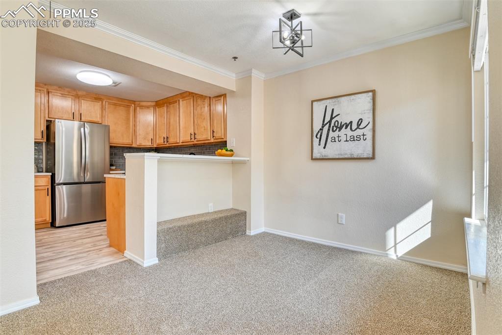Image 11 of 34: Dining Room
