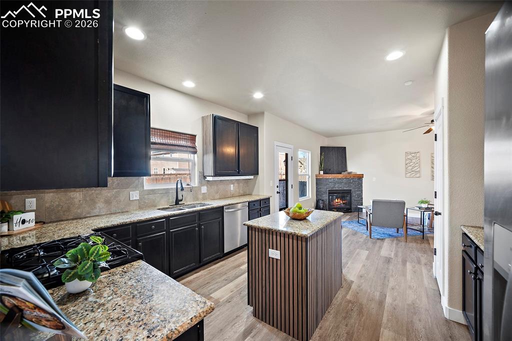 Image 11 of 39: Kitchen