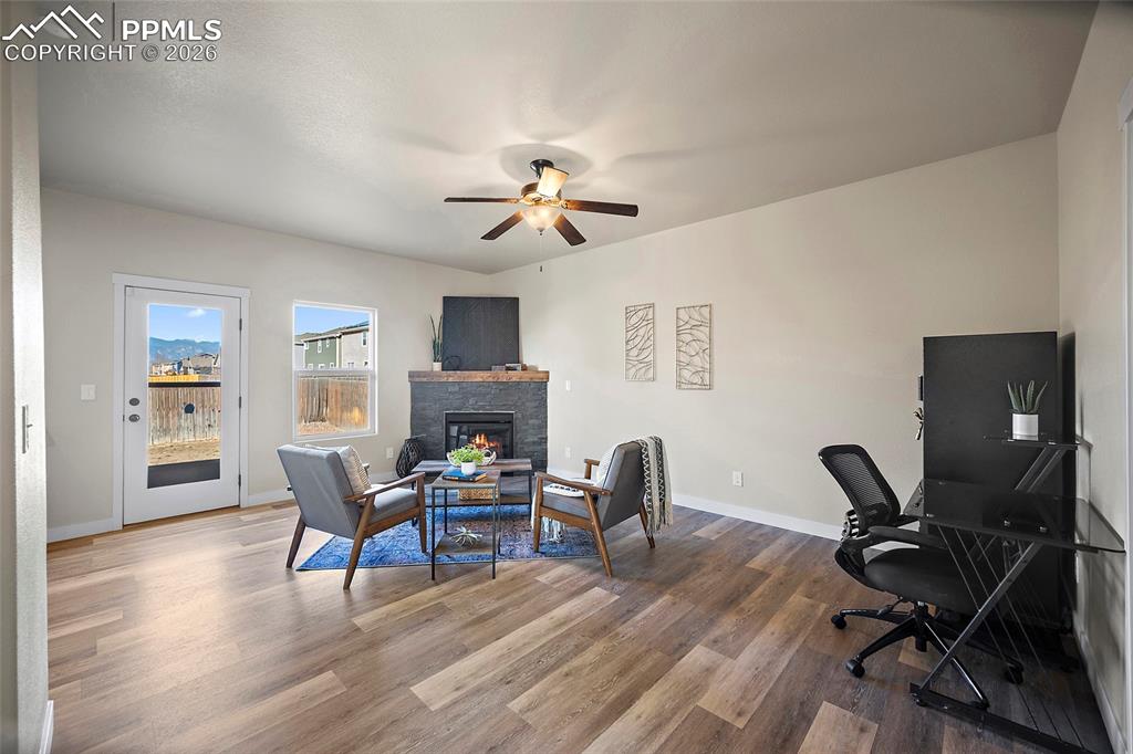 Image 15 of 39: Living Room