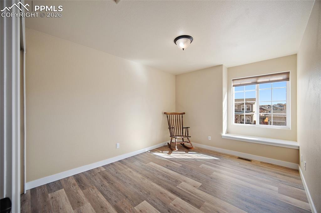 Image 31 of 39: Bedroom