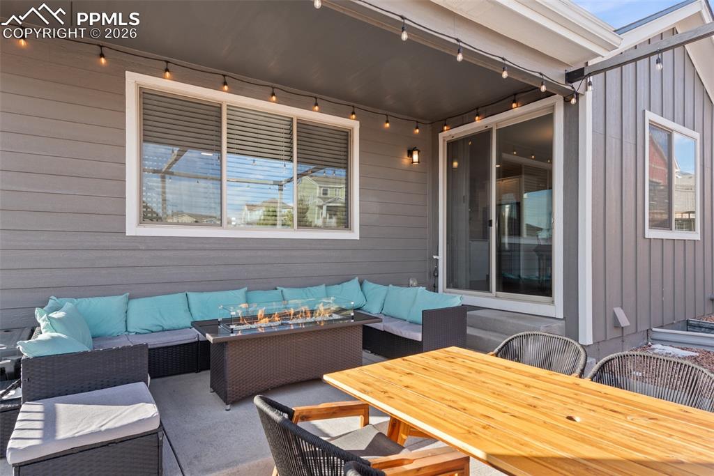 Image 27 of 50: Patio