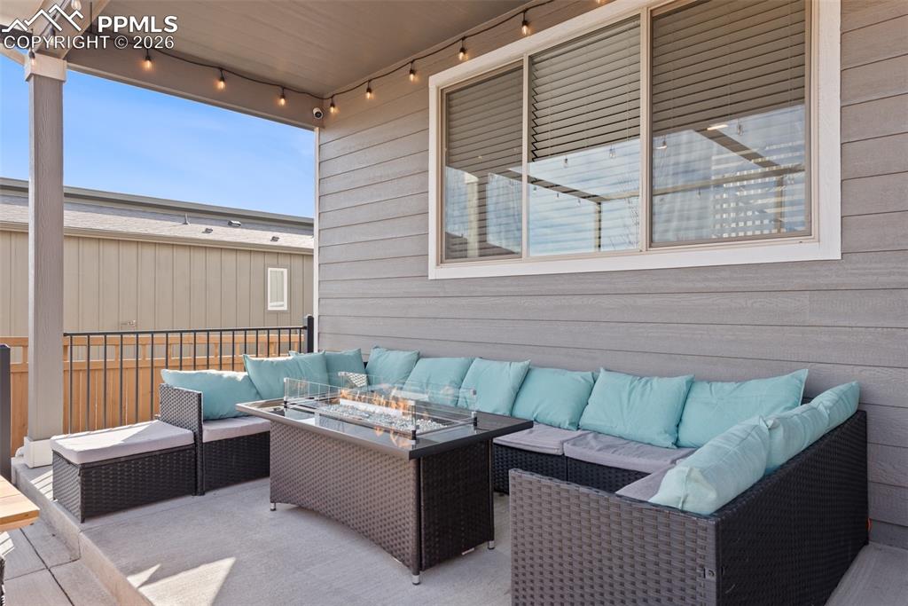 Image 28 of 50: Patio