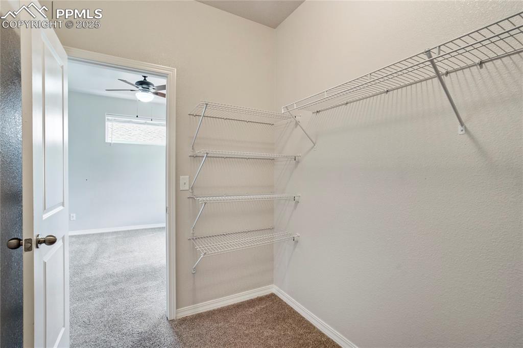 Image 18 of 40: Closet