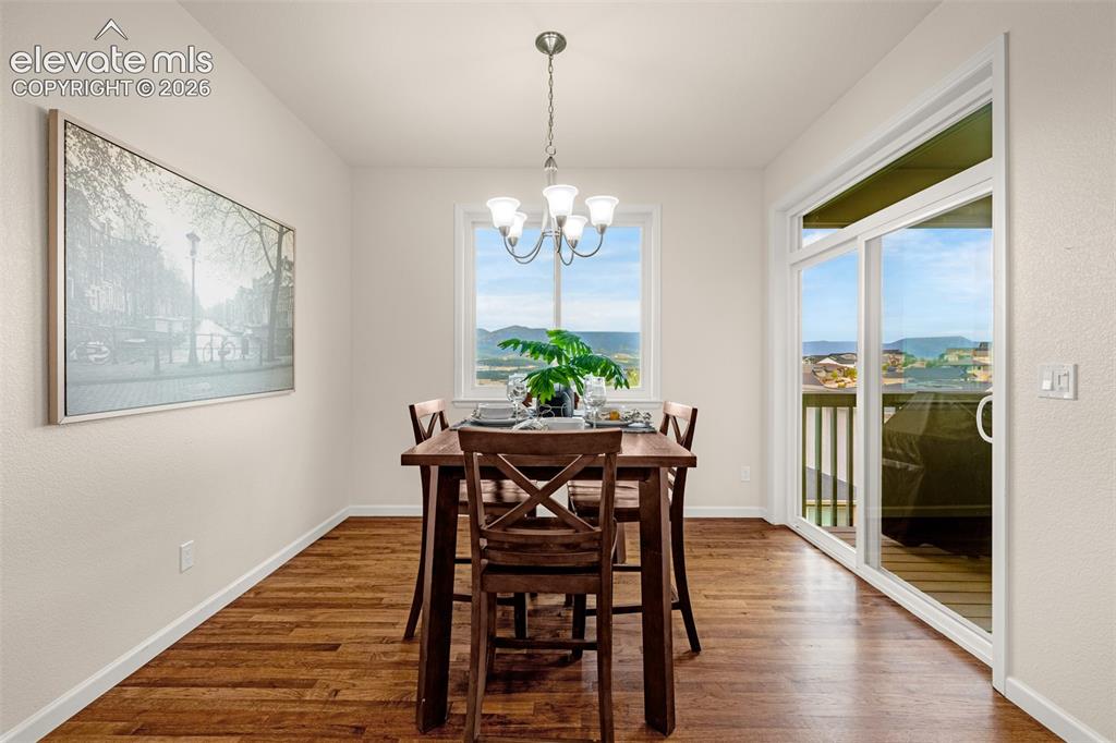 Image 6 of 39: Dining Area