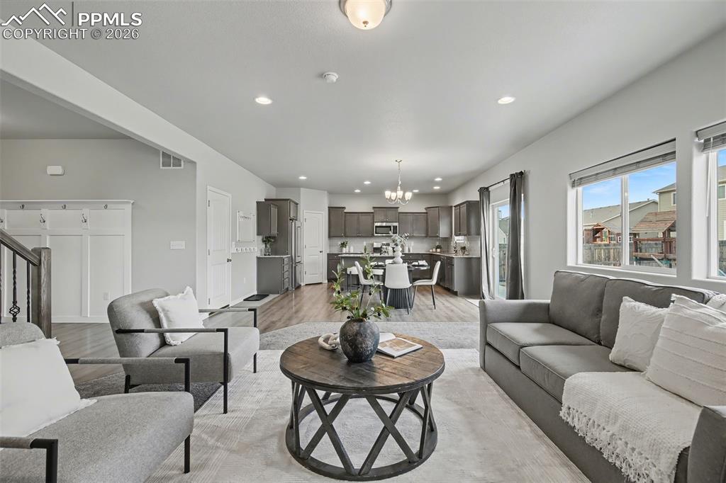 Image 17 of 44: Living Room