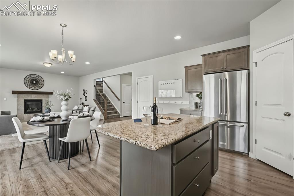 Image 9 of 44: Kitchen