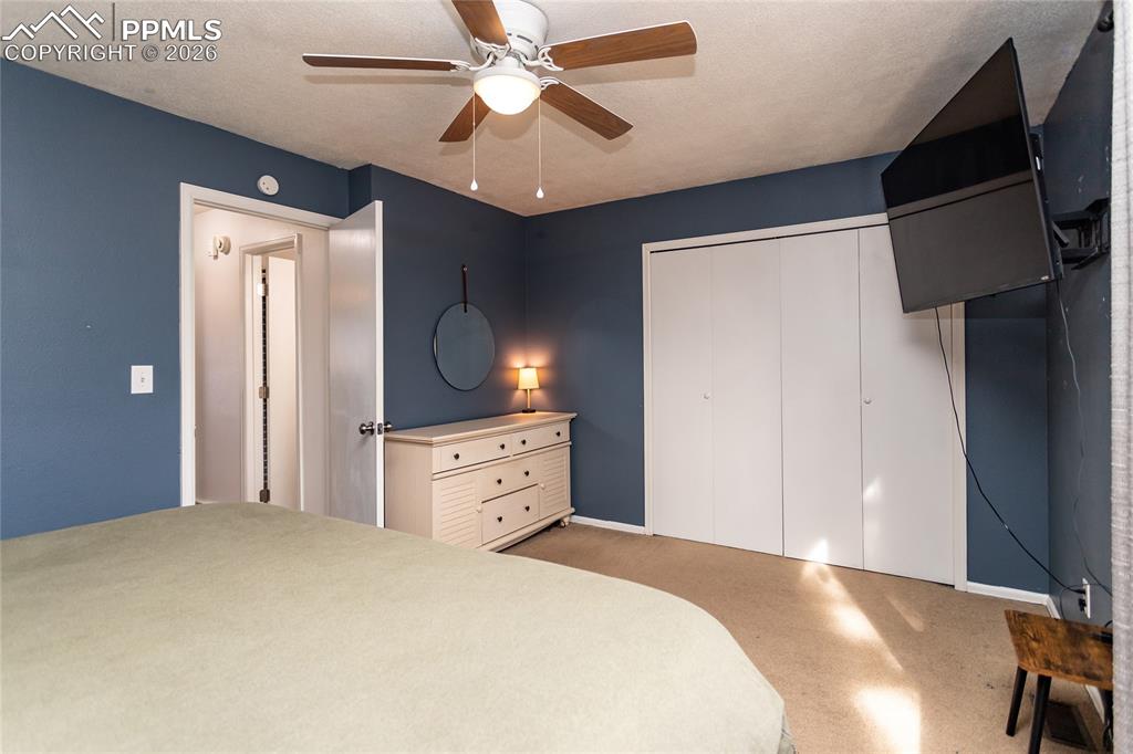 Image 26 of 30: Master Bedroom