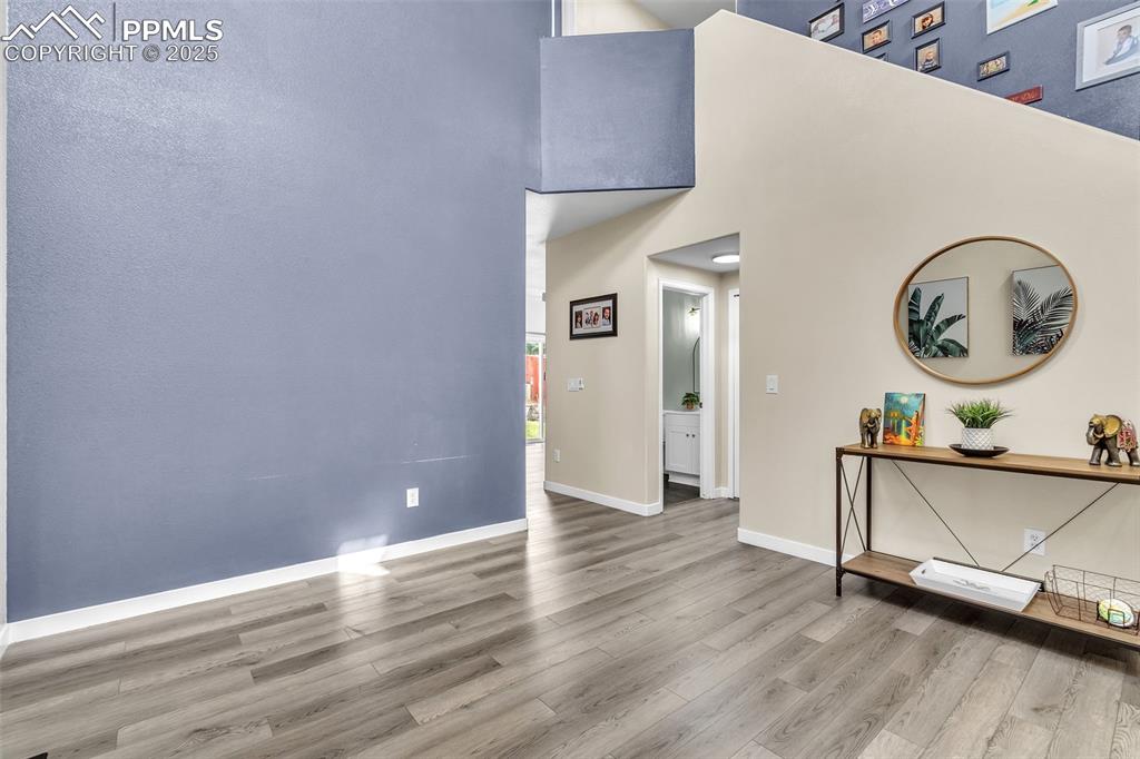 Image 3 of 26: Entrance foyer with a high ceiling