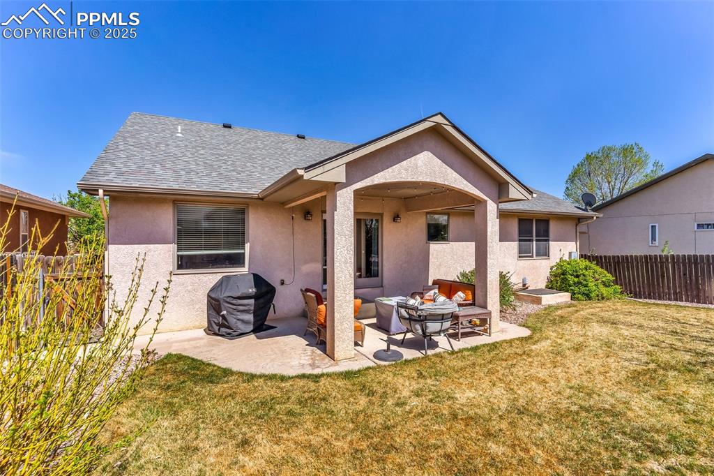 Image 40 of 50: Back of Structure