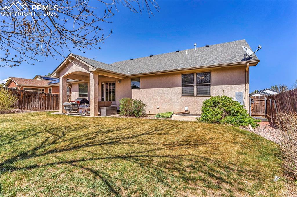 Image 43 of 50: Back of Structure