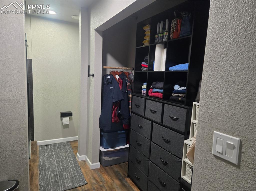 Image 14 of 22: Closet