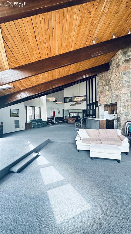 Image 15 of 22: Clubhouse