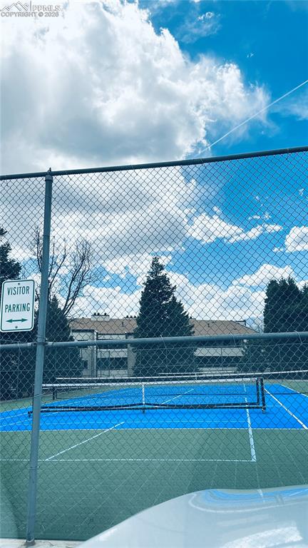 Image 21 of 22: Tennis court