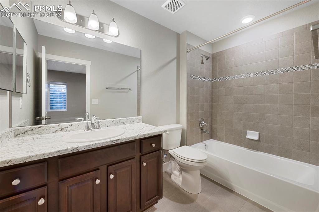 Listing 7123860, Image 37 of 44