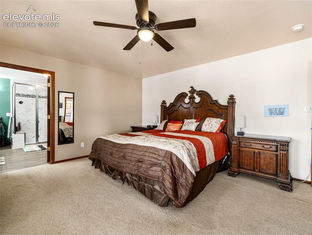 Image 18 of 48: Bedroom