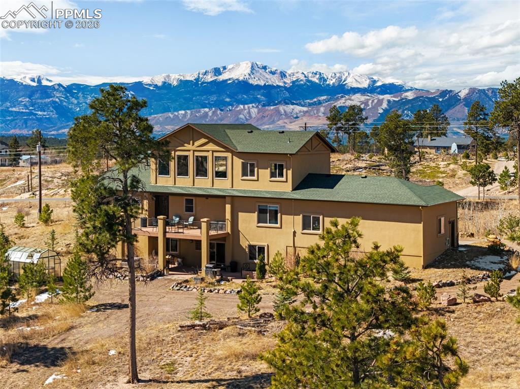 Image 50 of 50: Back of Structure